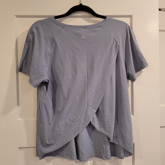 Lululemon Quick Pace Short Sleeve - Picture 4 of 5